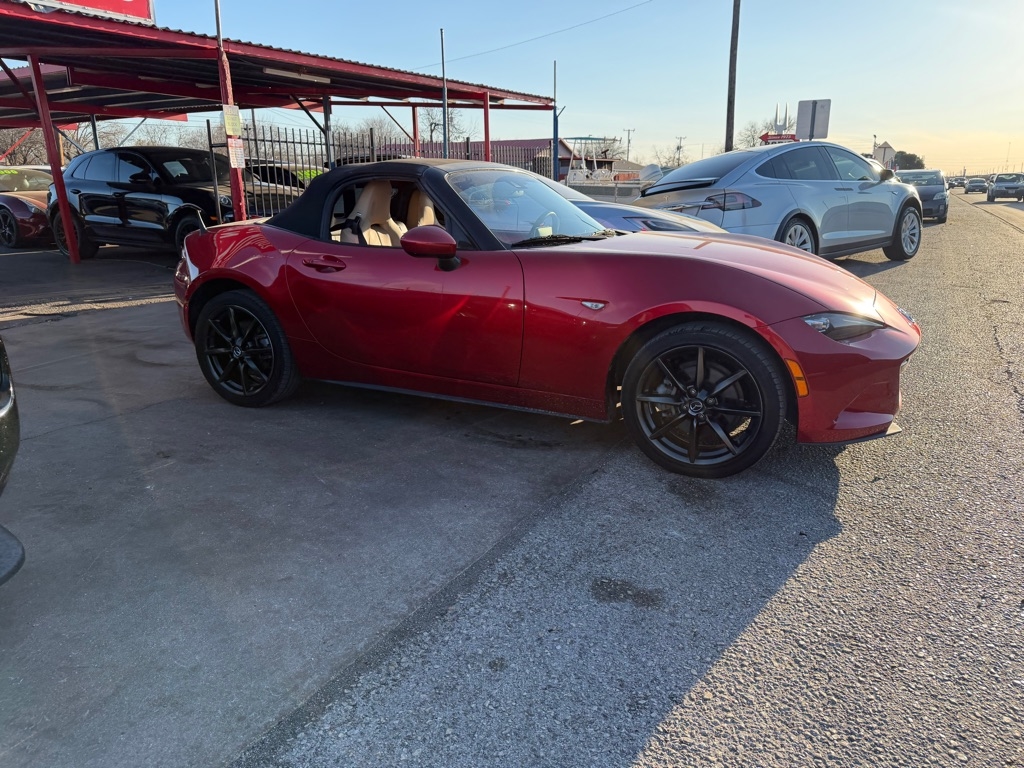 Mazda MX-5 Miata Grand Touring 6MT 2017