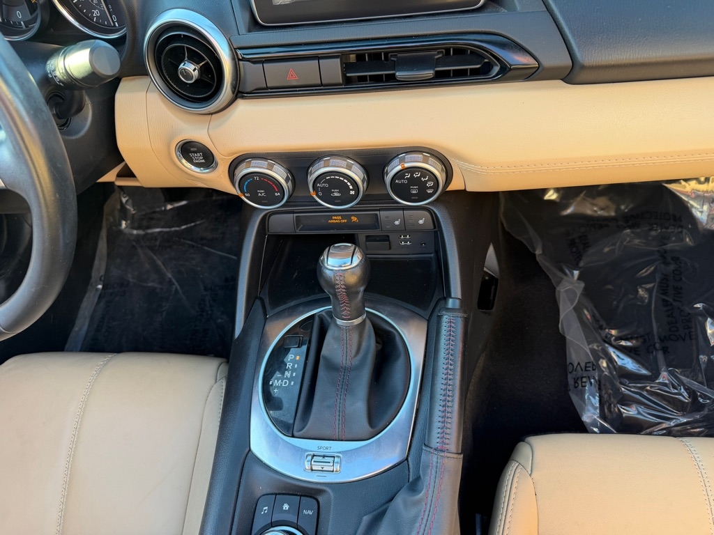 Mazda MX-5 Miata Grand Touring 6MT 2017