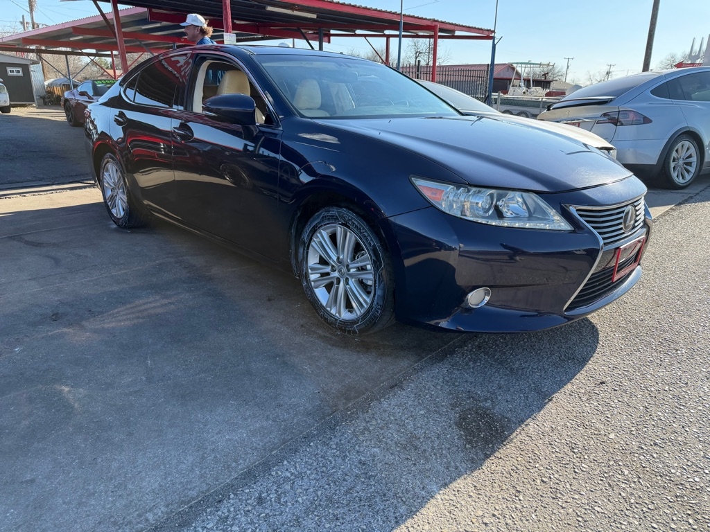Lexus ES 350 Sedan 2014