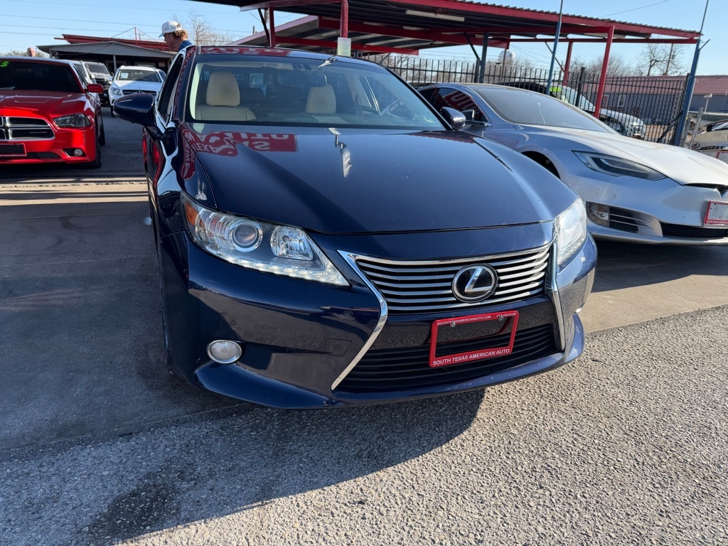 Lexus ES 350 Sedan 2014