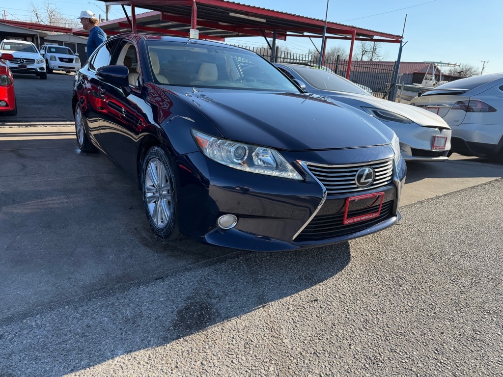 Lexus ES 350 Sedan 2014