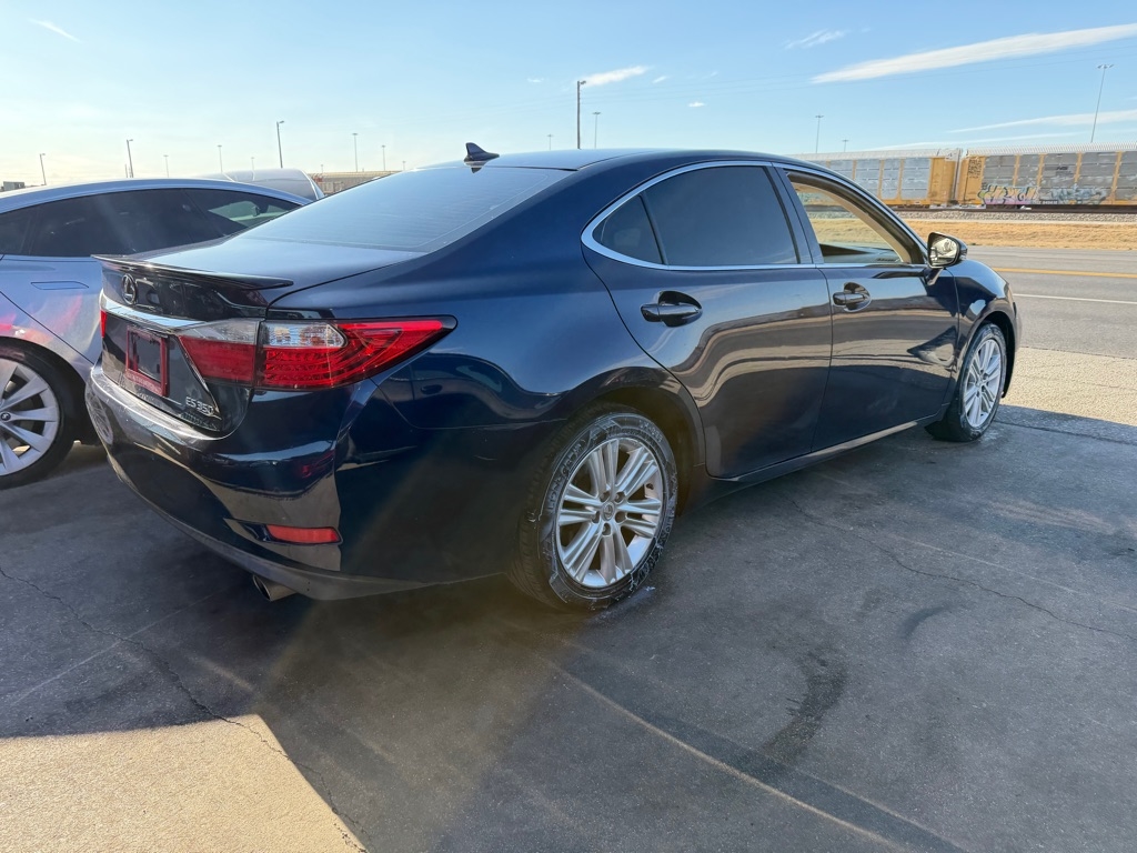 Lexus ES 350 Sedan 2014
