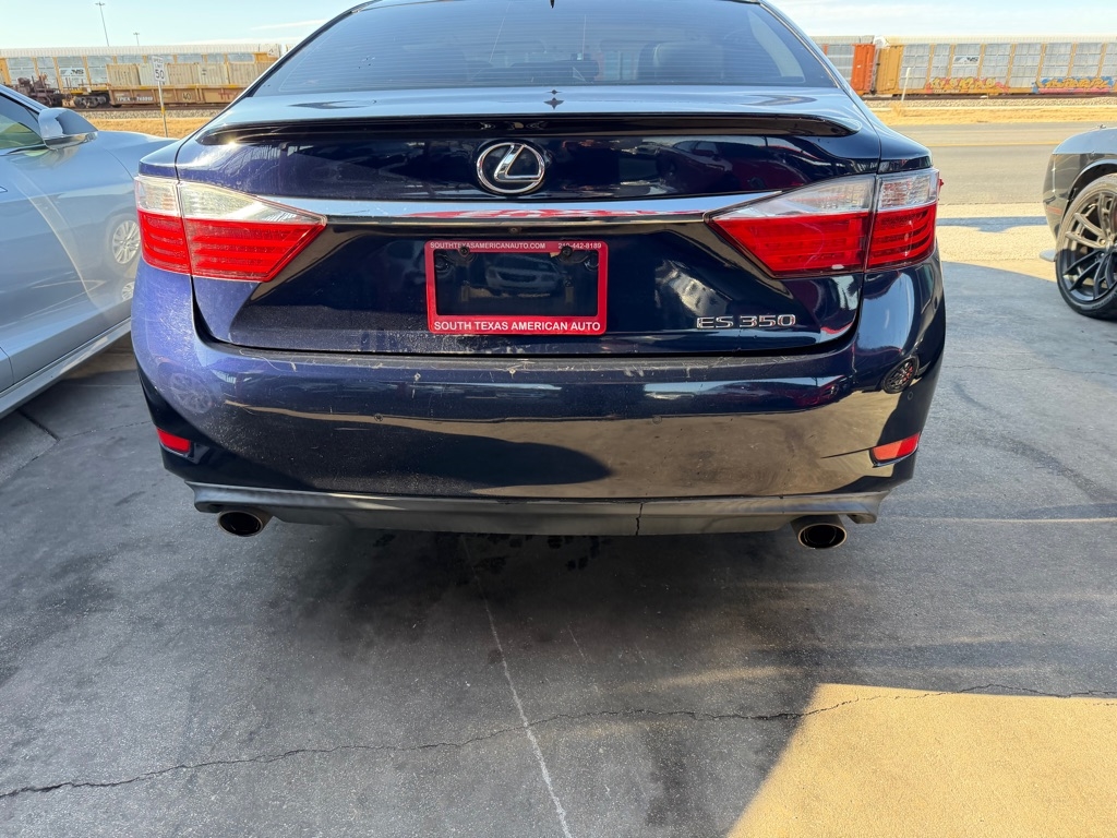 Lexus ES 350 Sedan 2014