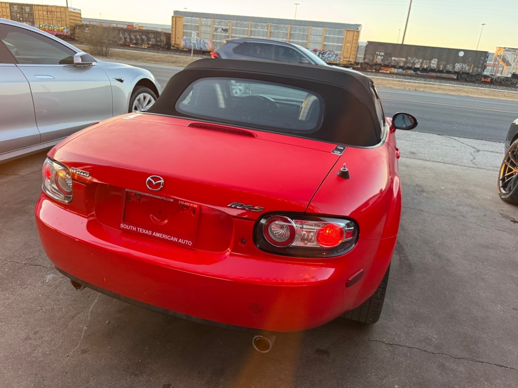 Mazda MX-5 Miata Grand Touring 2008