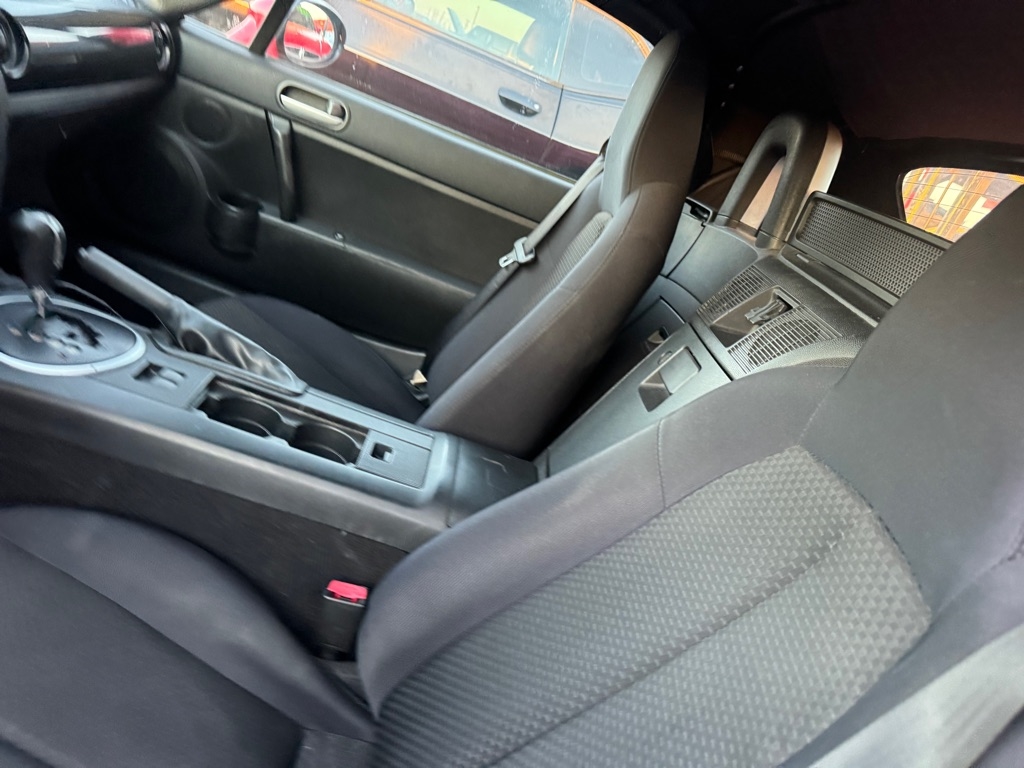 Mazda MX-5 Miata Grand Touring 2008