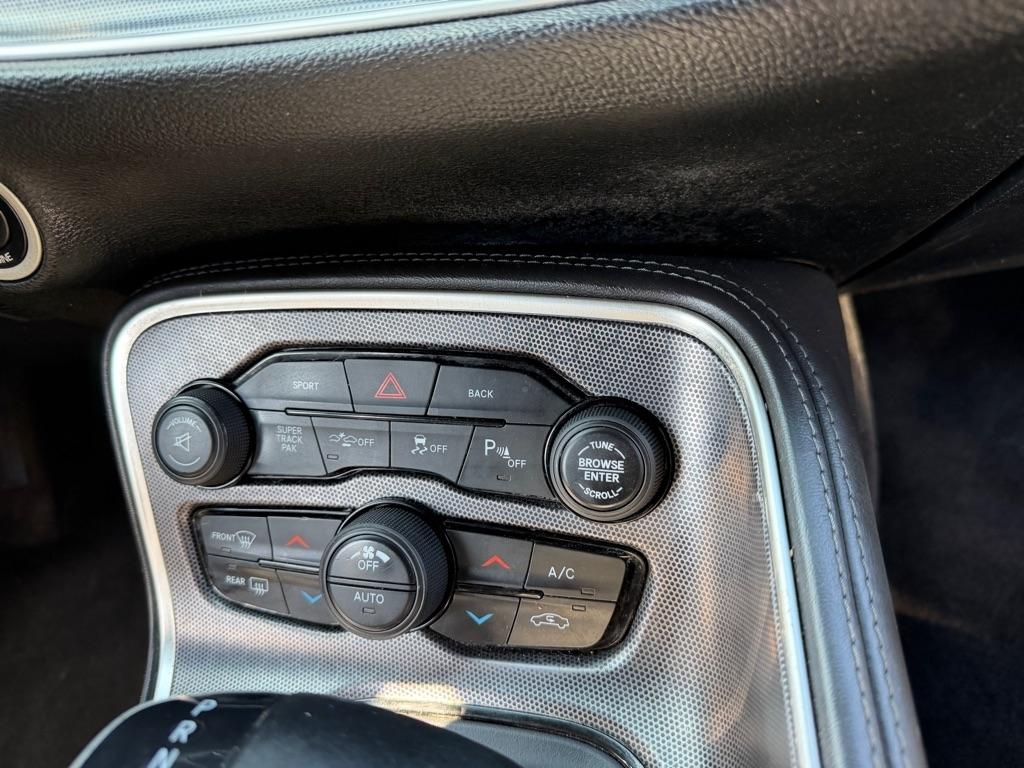 Dodge Challenger SCAT Pack 2015