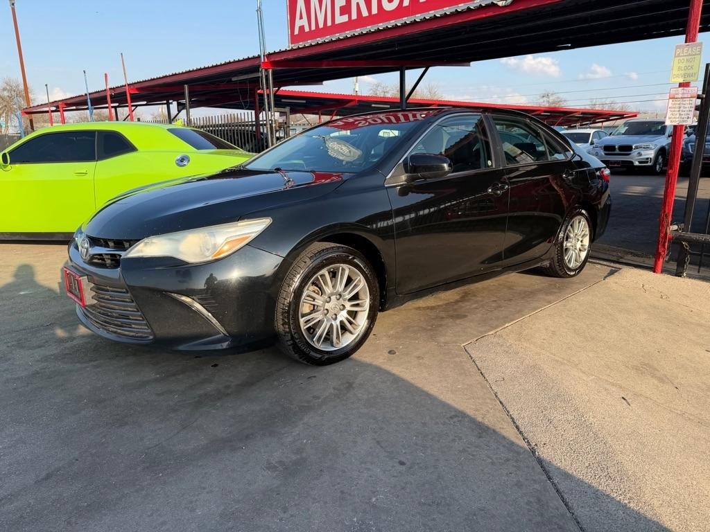 Toyota Camry LE 2015