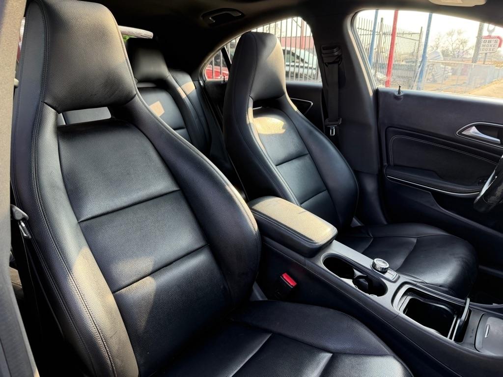 Mercedes-Benz CLA-Class CLA250 4MATIC 2014