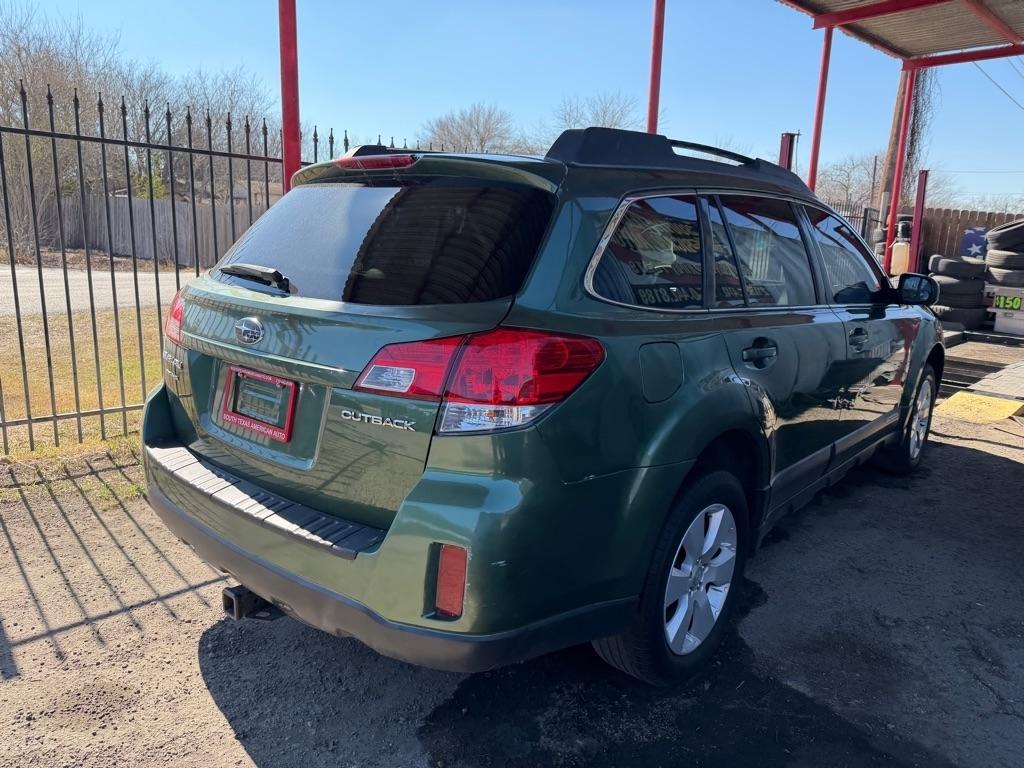 Subaru Outback 2.5i Premium 2010