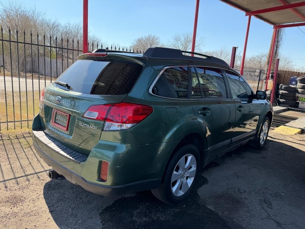 Subaru Outback 2.5i Premium 2010