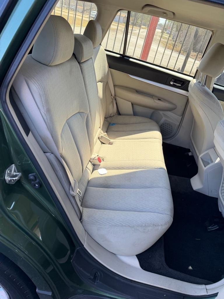 Subaru Outback 2.5i Premium 2010