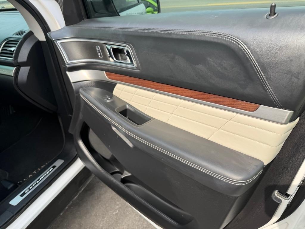 Ford Explorer Platinum AWD 2016