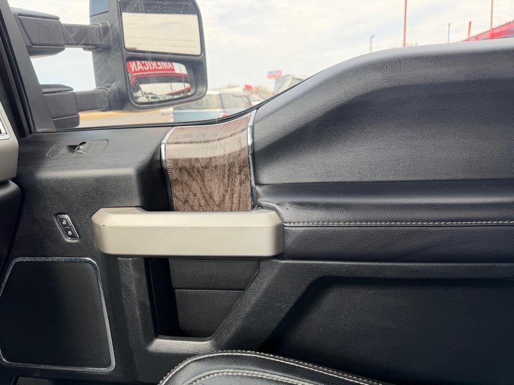 Ford F-250 SD King Ranch Crew Cab 4WD 2017