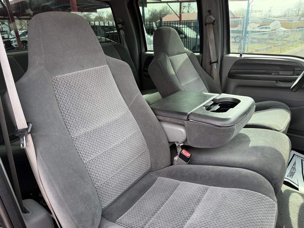 Ford F-250 SD XL Crew Cab 4WD 2002