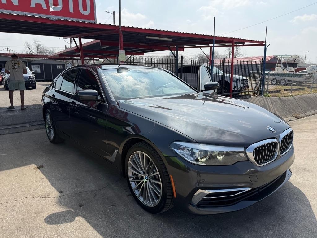 BMW 5-Series 530i 2020