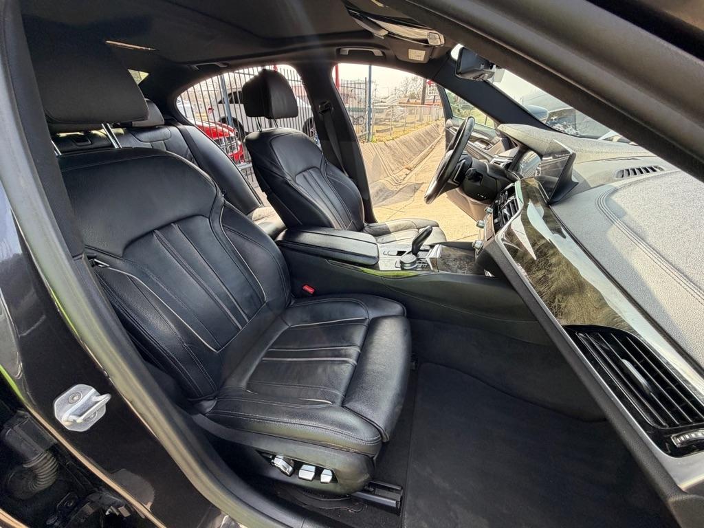 BMW 5-Series 530i 2020