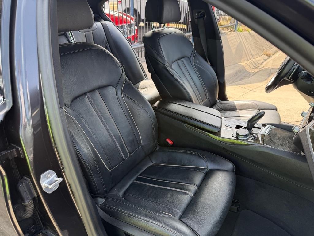 BMW 5-Series 530i 2020