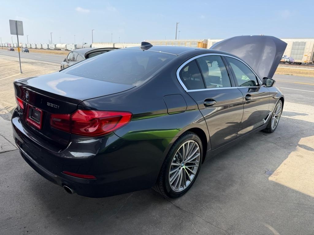 BMW 5-Series 530i 2020