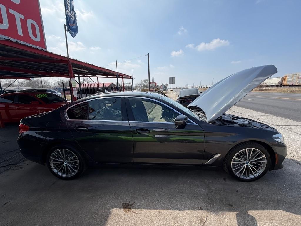BMW 5-Series 530i 2020
