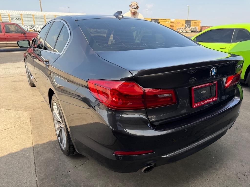 BMW 5-Series 530i 2020