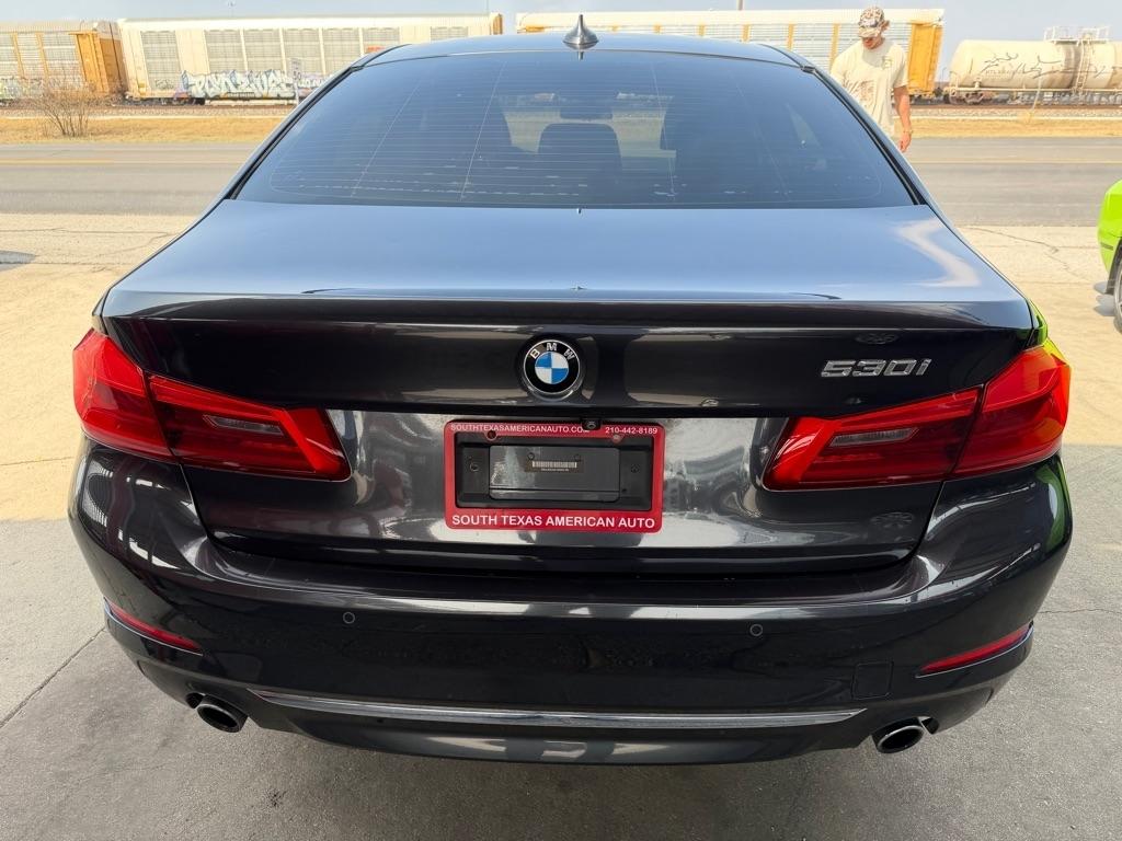 BMW 5-Series 530i 2020