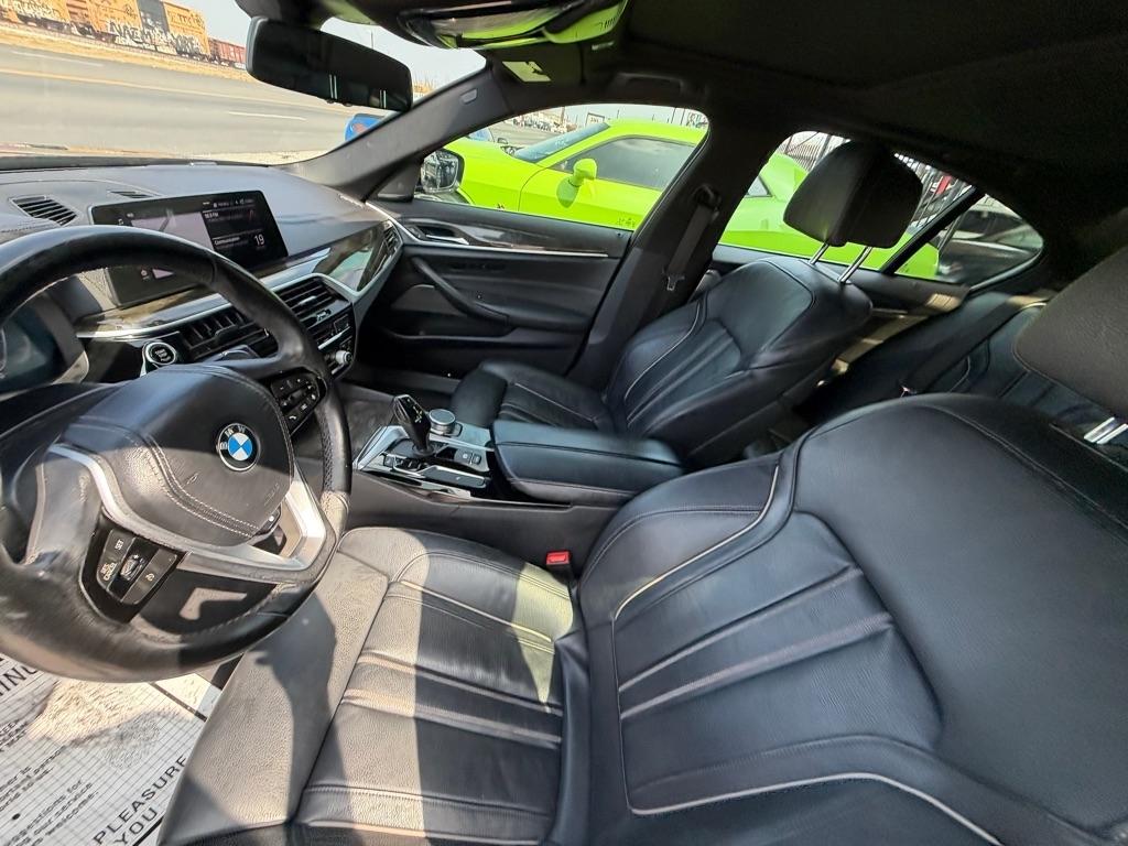 BMW 5-Series 530i 2020