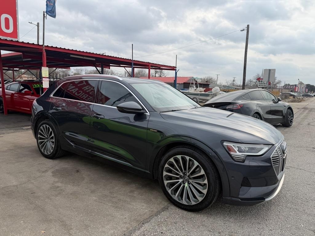 Audi E-Tron Prestige quattro 2019