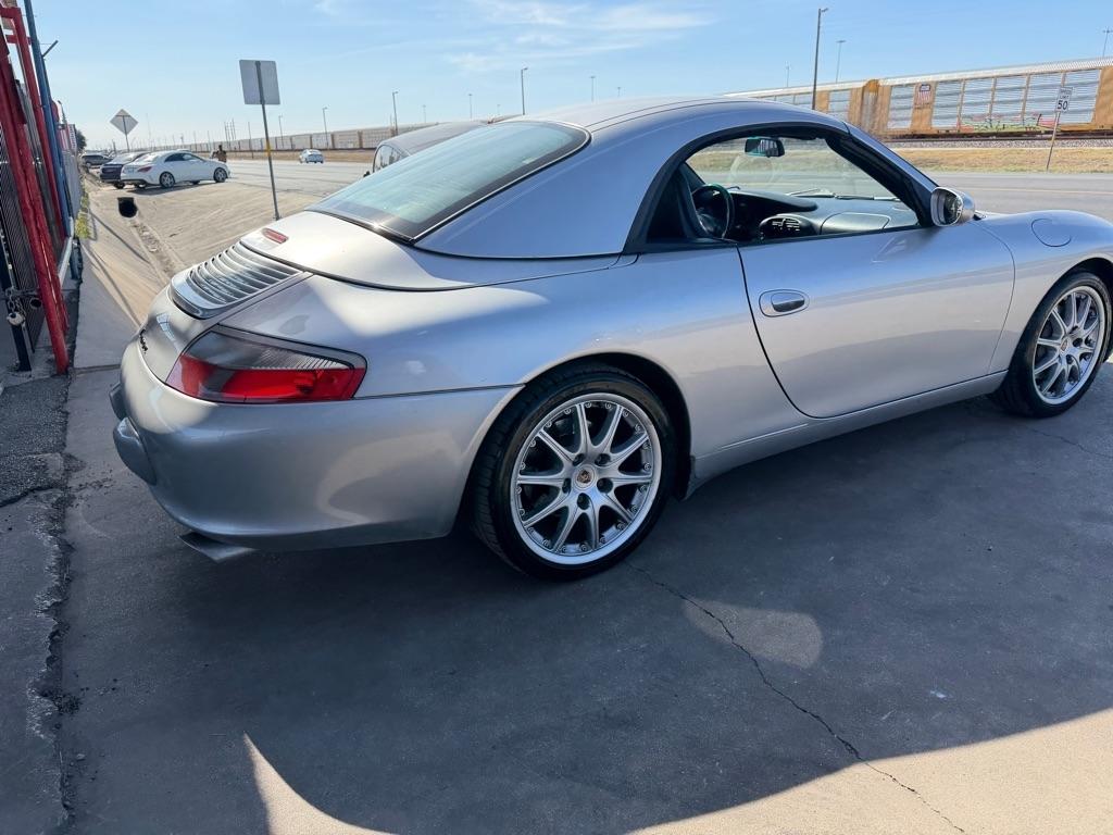 Porsche 911 Carrera Cabriolet 2002