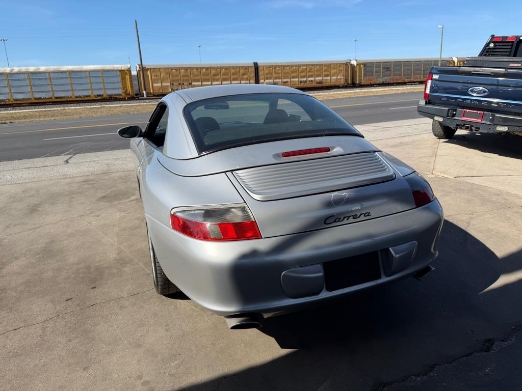 Porsche 911 Carrera Cabriolet 2002