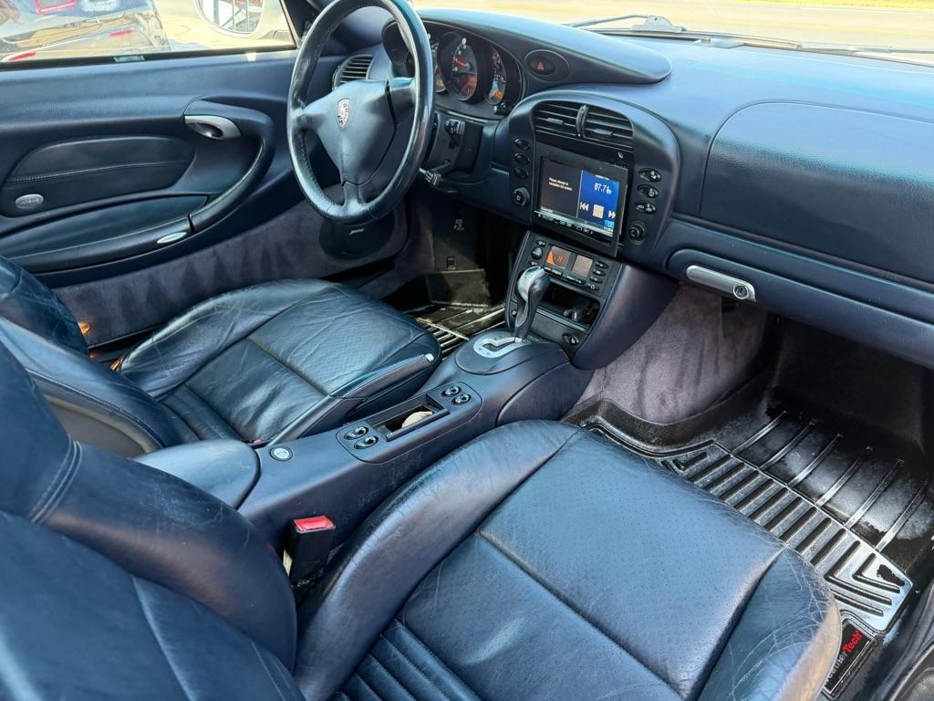 Porsche 911 Carrera Cabriolet 2002