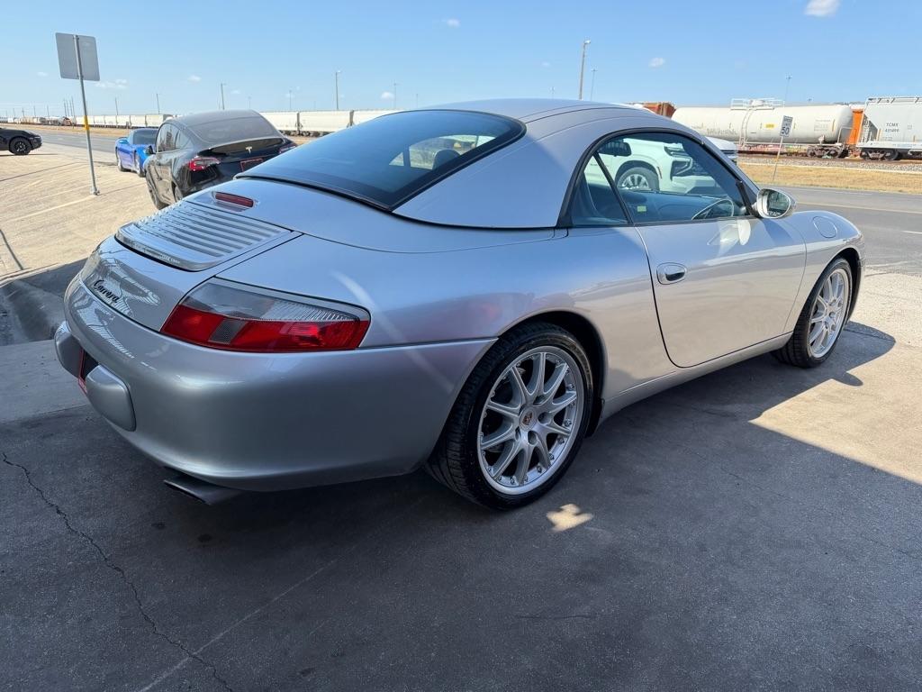 Porsche 911 Carrera Cabriolet 2002