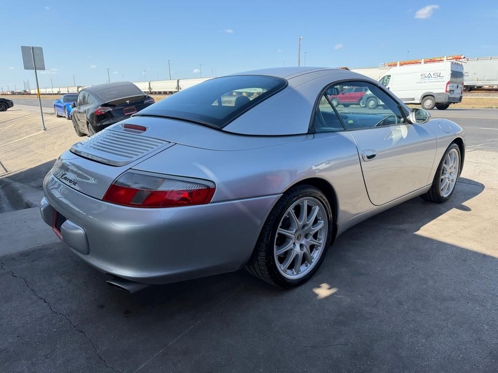 Porsche 911 Carrera Cabriolet 2002