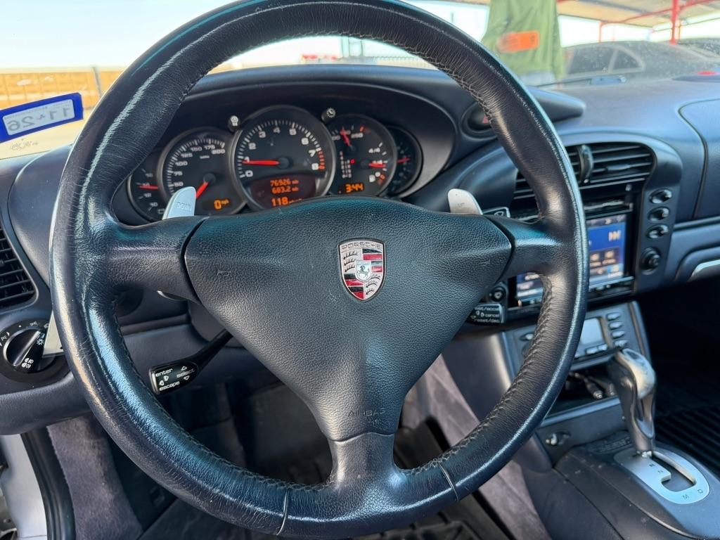 Porsche 911 Carrera Cabriolet 2002