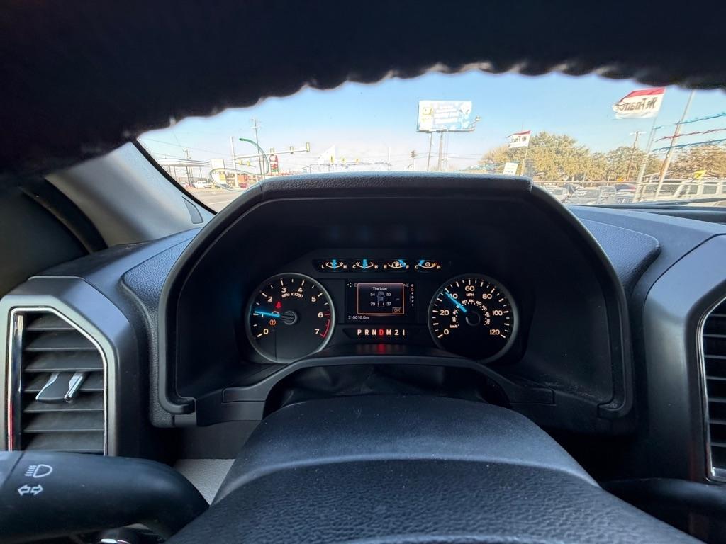 Ford F-150 XL SuperCab 8-ft. 2WD 2015