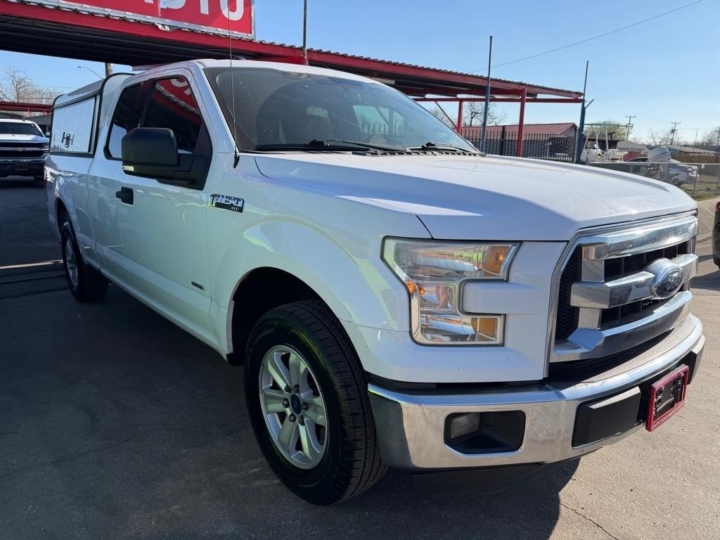Ford F-150 XL SuperCab 8-ft. 2WD 2015