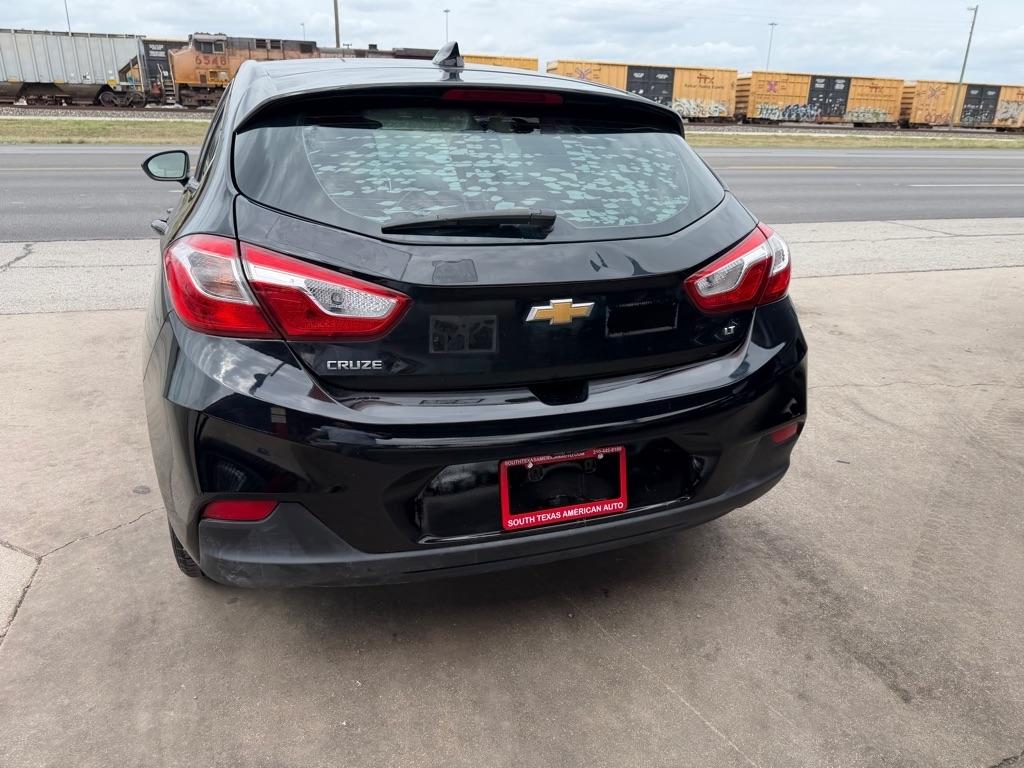 Chevrolet Cruze LT Auto Hatchback 2017