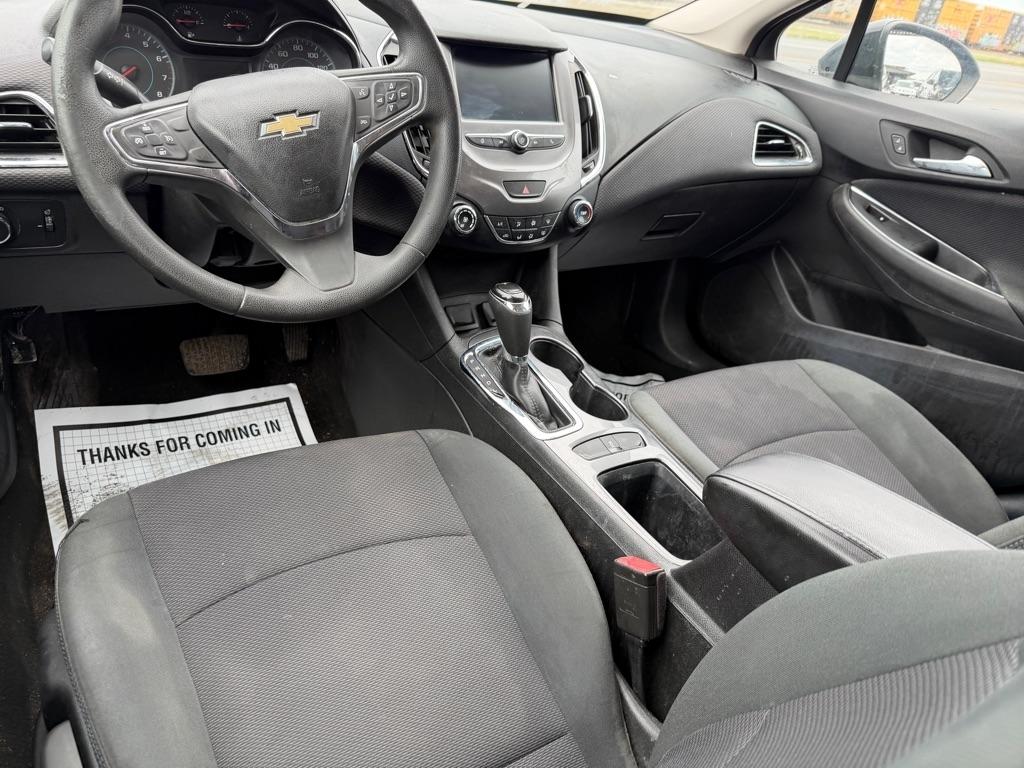 Chevrolet Cruze LT Auto Hatchback 2017