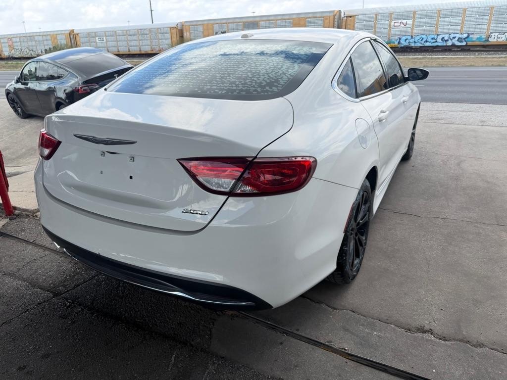 Chrysler 200 Limited 2015