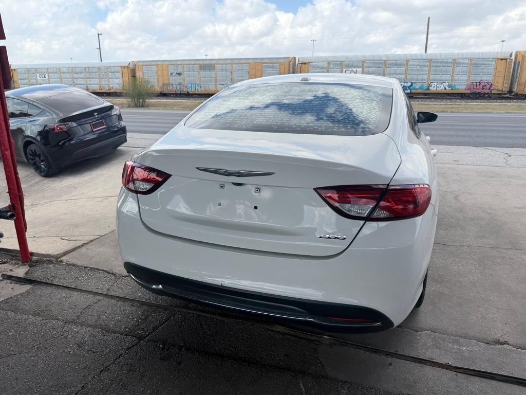 Chrysler 200 Limited 2015