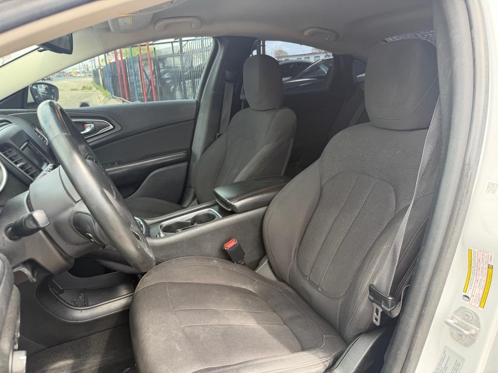 Chrysler 200 Limited 2015