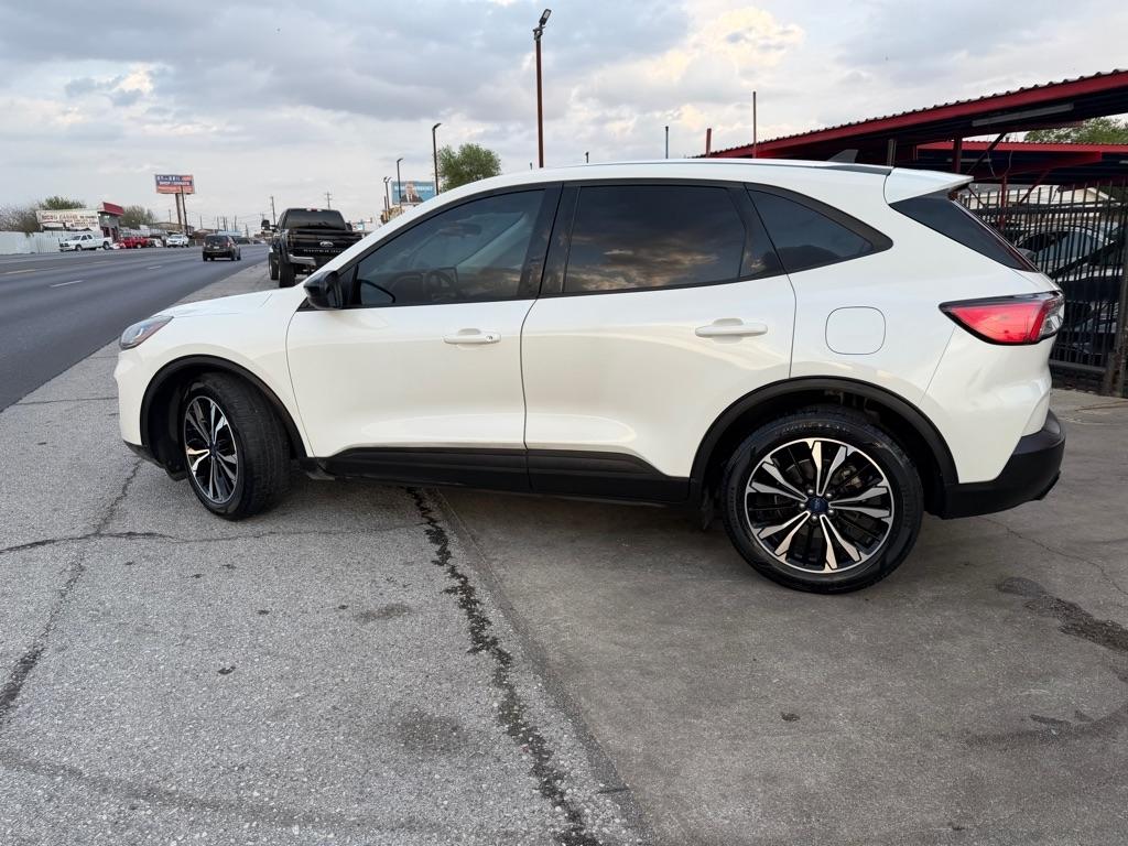 Ford Escape SE 2021