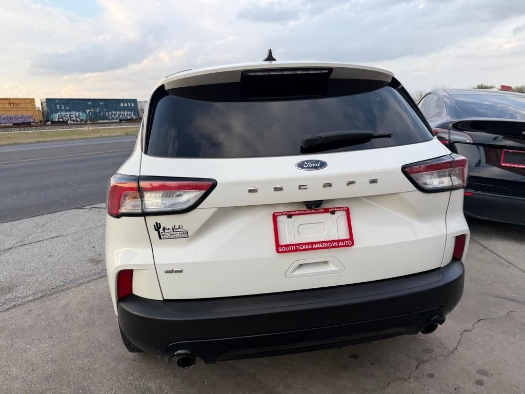 Ford Escape SE 2021
