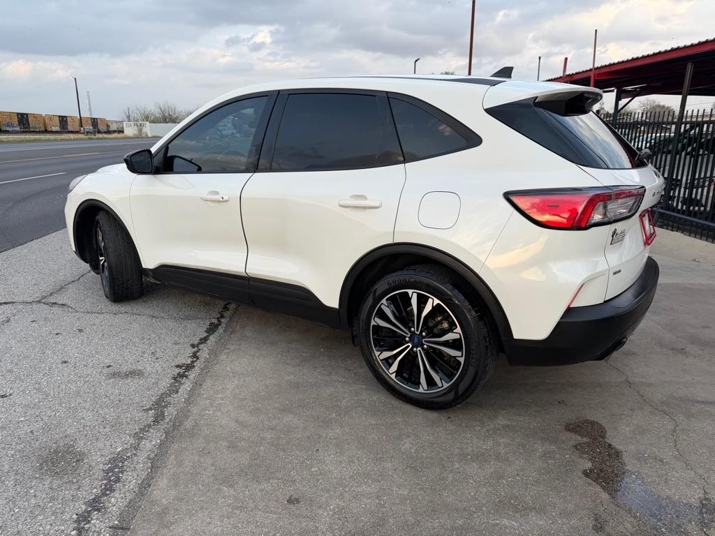 Ford Escape SE 2021