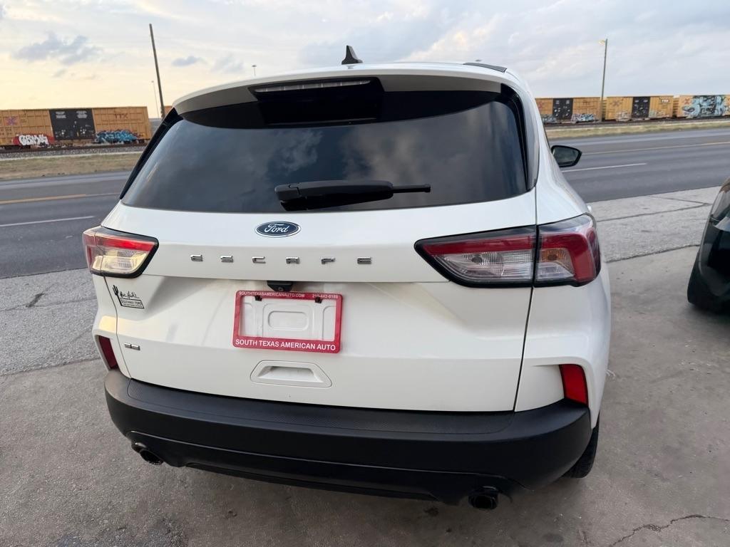 Ford Escape SE 2021