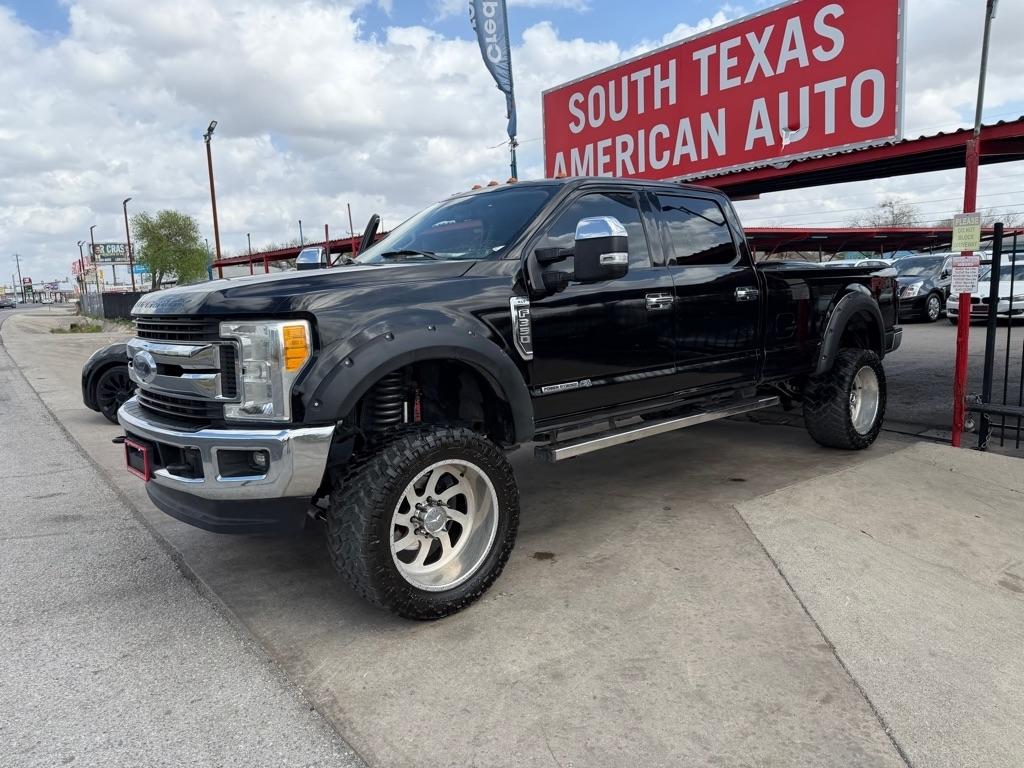 Ford F-350 SD King Ranch Crew Cab 4WD 2017