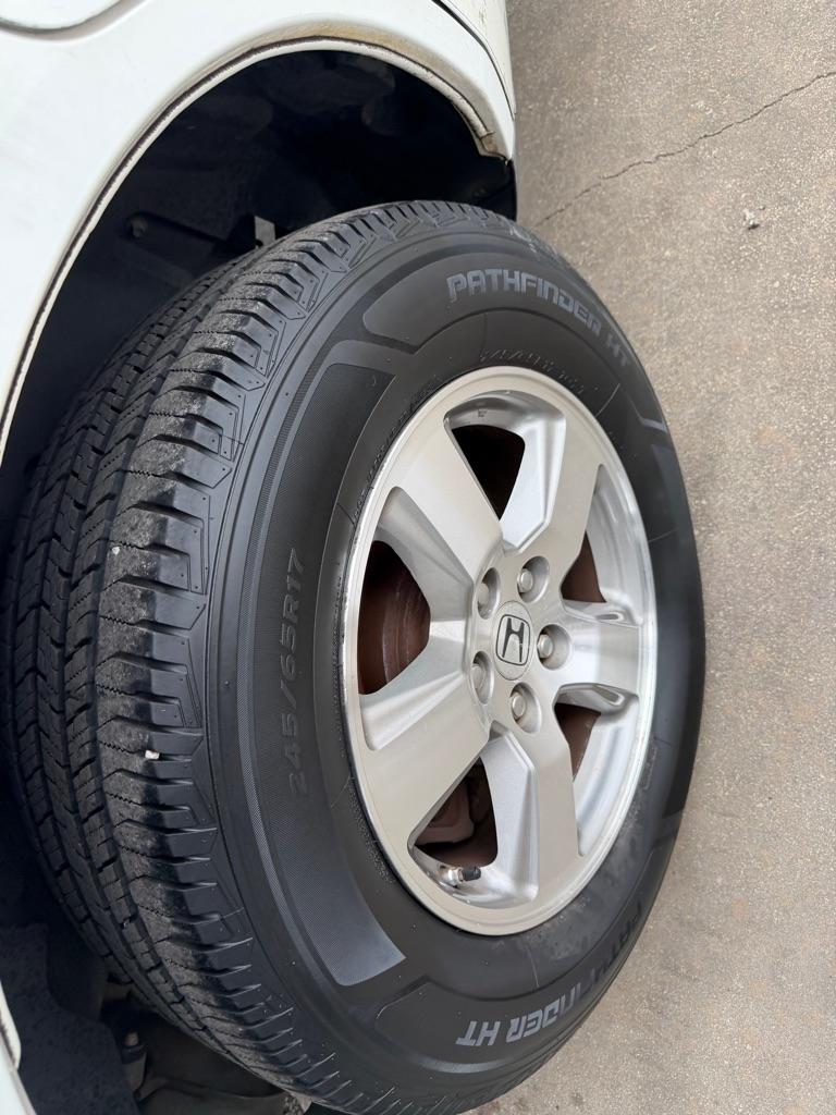 Honda Pilot EX-L 2WD 5-Spd AT 2010