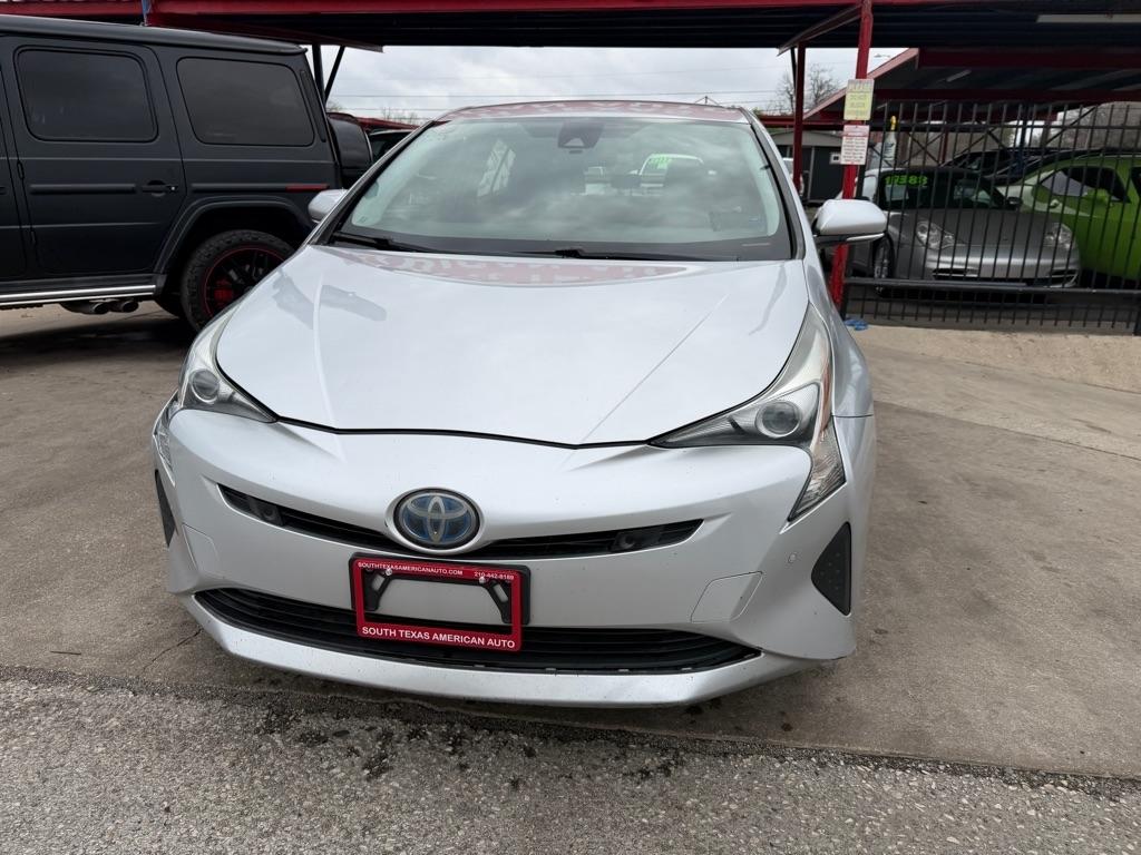 Toyota Prius Two 2018