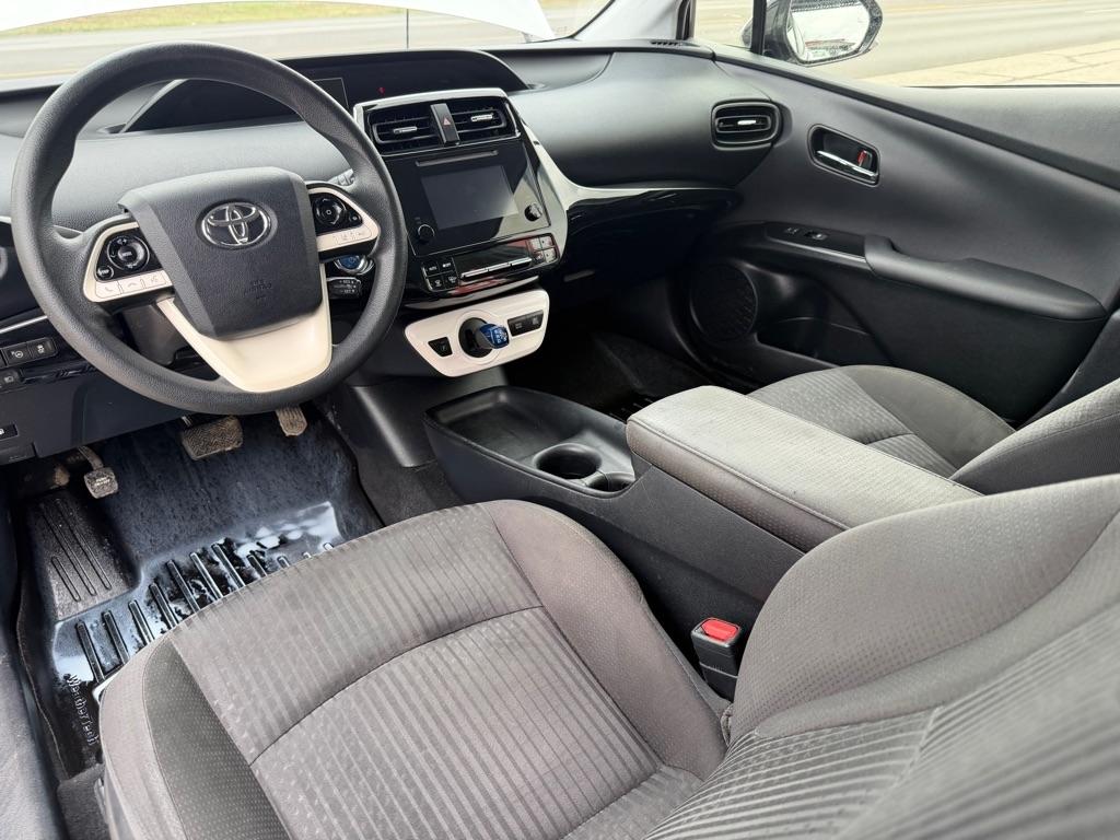 Toyota Prius Two 2018