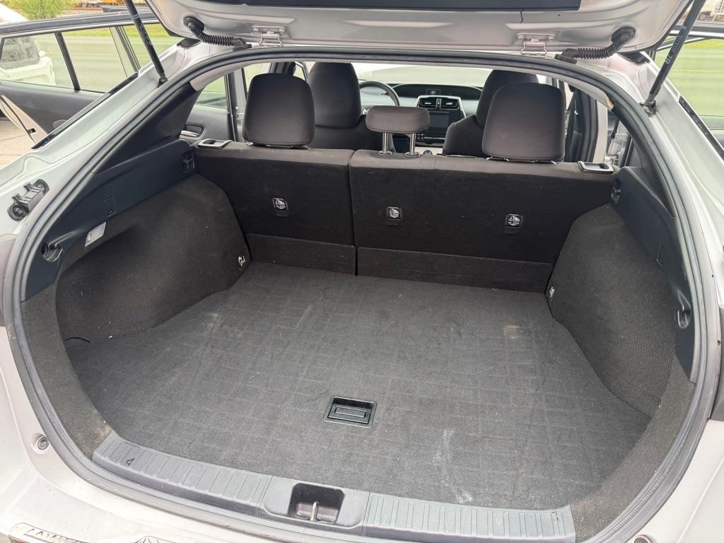 Toyota Prius Two 2018