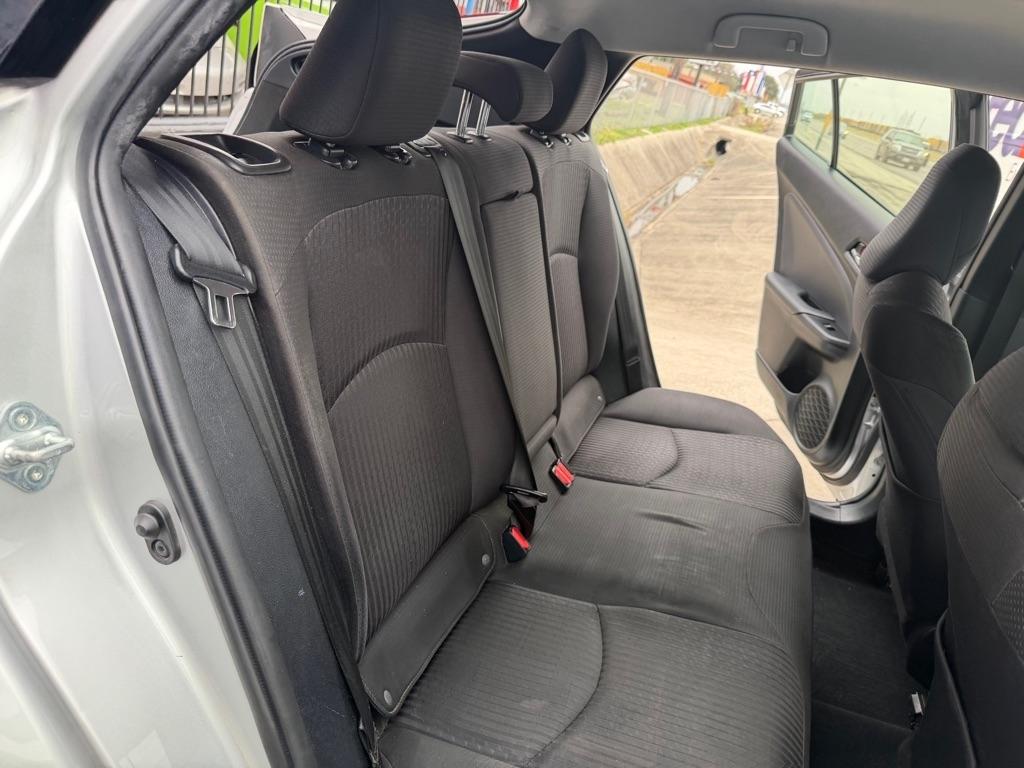 Toyota Prius Two 2018